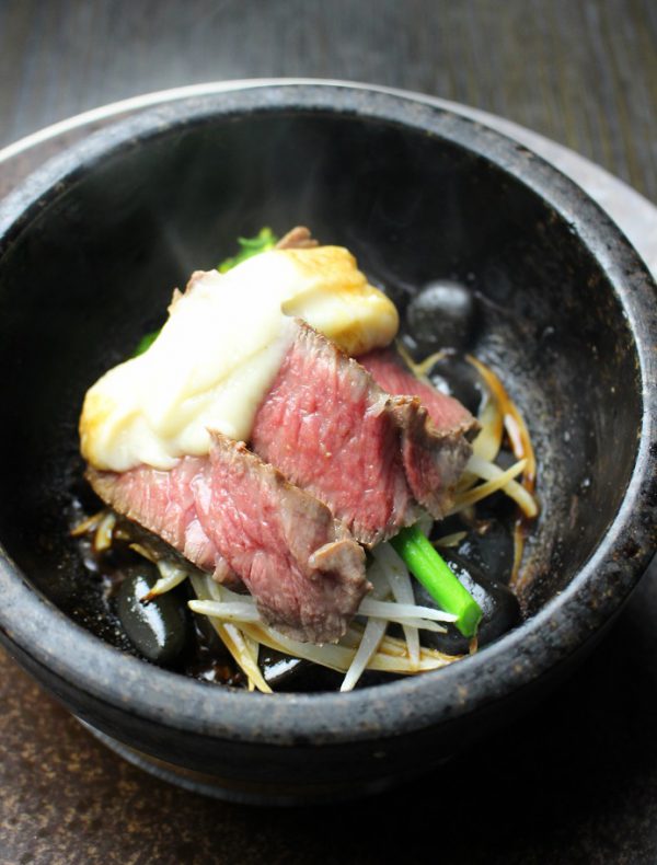 【お肉の石鍋】黒毛和牛マルシンのシャリアピンステーキ　￥4,500